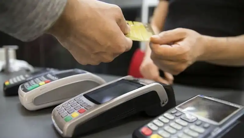 Kartlı Harcamalarda Gizli Artış: Bizi Neler Bekliyor?