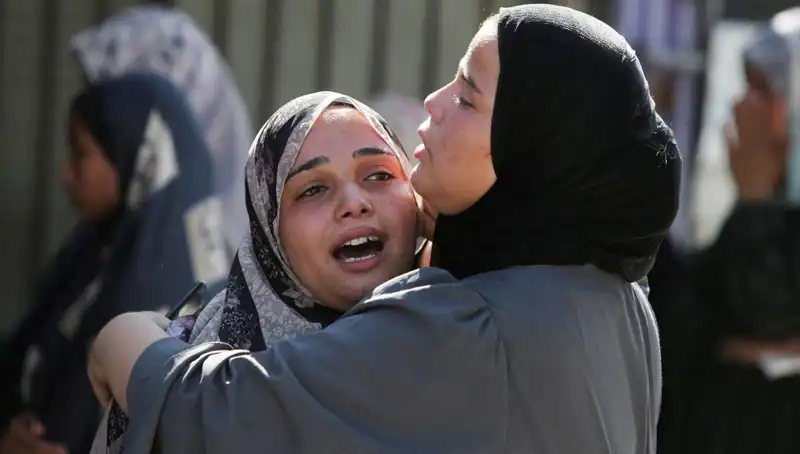 Gazze'de İzdiham: İsrail Ordusunun Müdahalesi 21 Filistinlinin Hayatına Mal Oldu